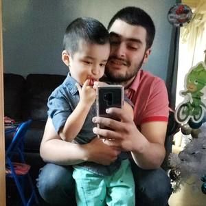 Meet your Posher, Luis